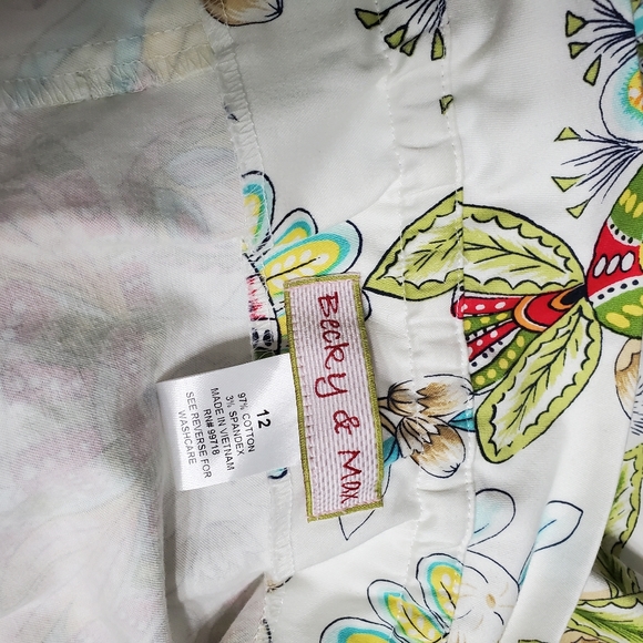 Becky & Max Floral Paisley Halter Dress - Picture 2 of 7